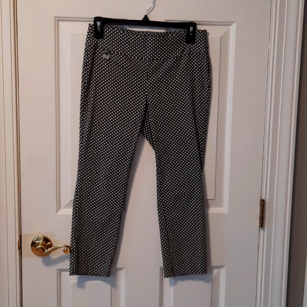 Pull on cropped pants
